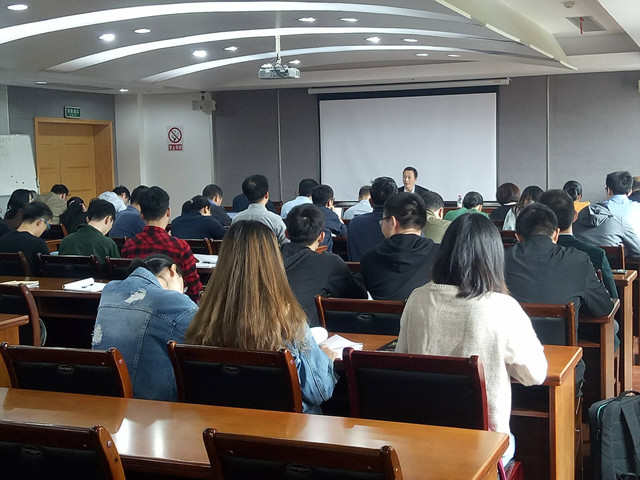 1571992448841240.jpg 郑宁副校长讲党课照片_副本.jpg